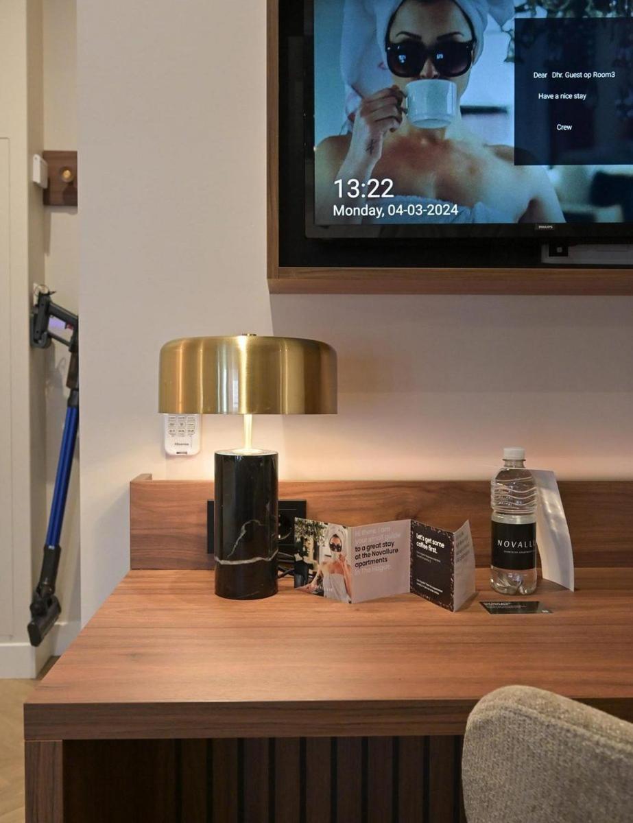 Novallure Downtown - Short Stay Apartments The Hague Room photo
