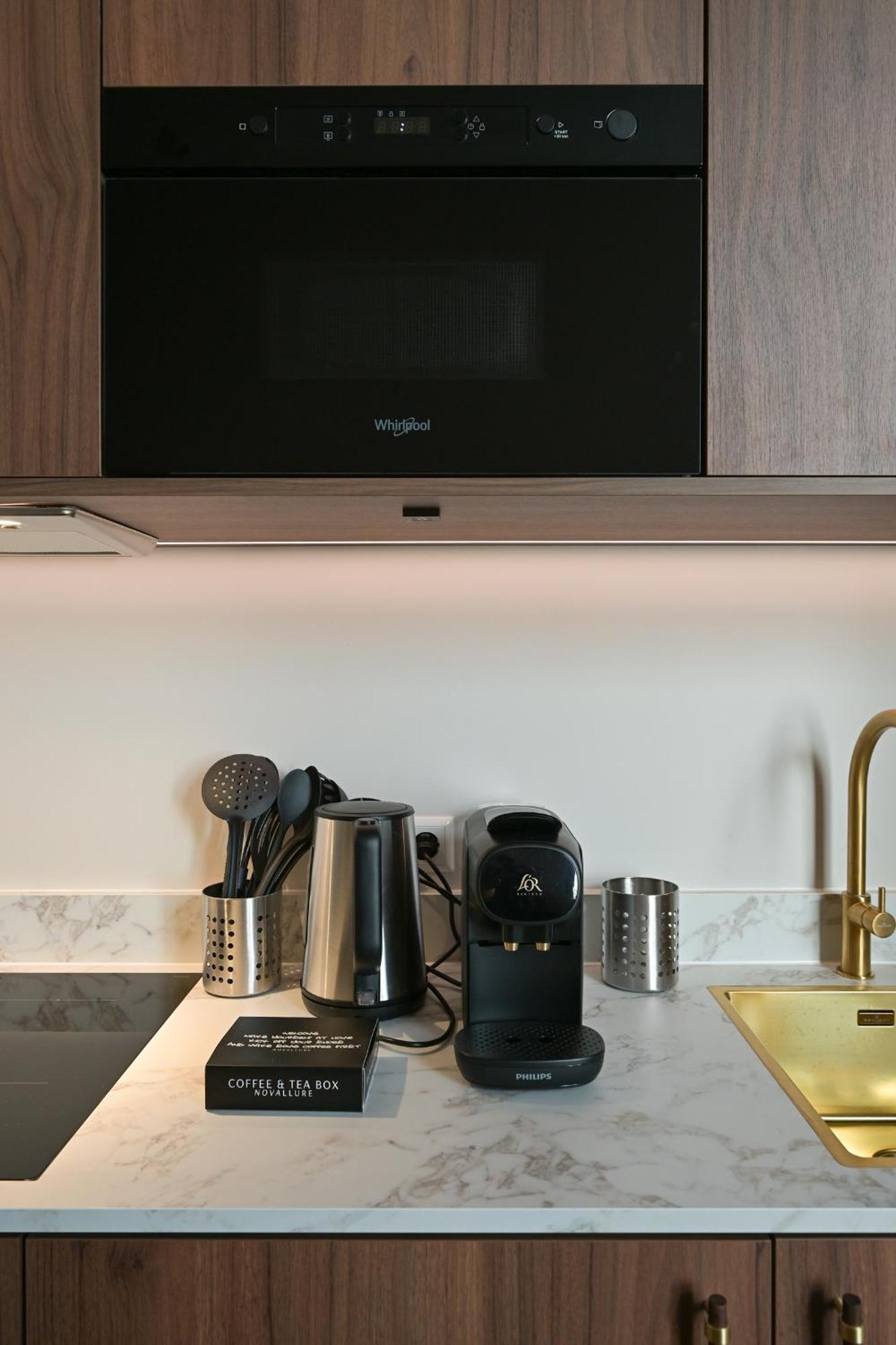 Novallure Downtown - Short Stay Apartments The Hague Exterior photo